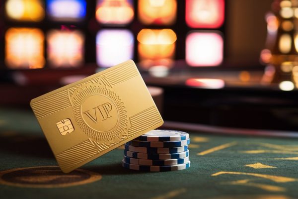 casino rewards keep players loyal